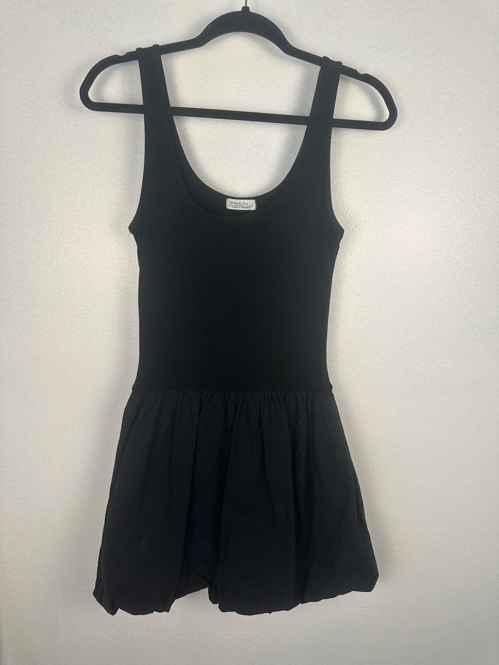 Haley & June Black Bubble Hem Mini Dress ribbed bodice bubble skirt LBD Large